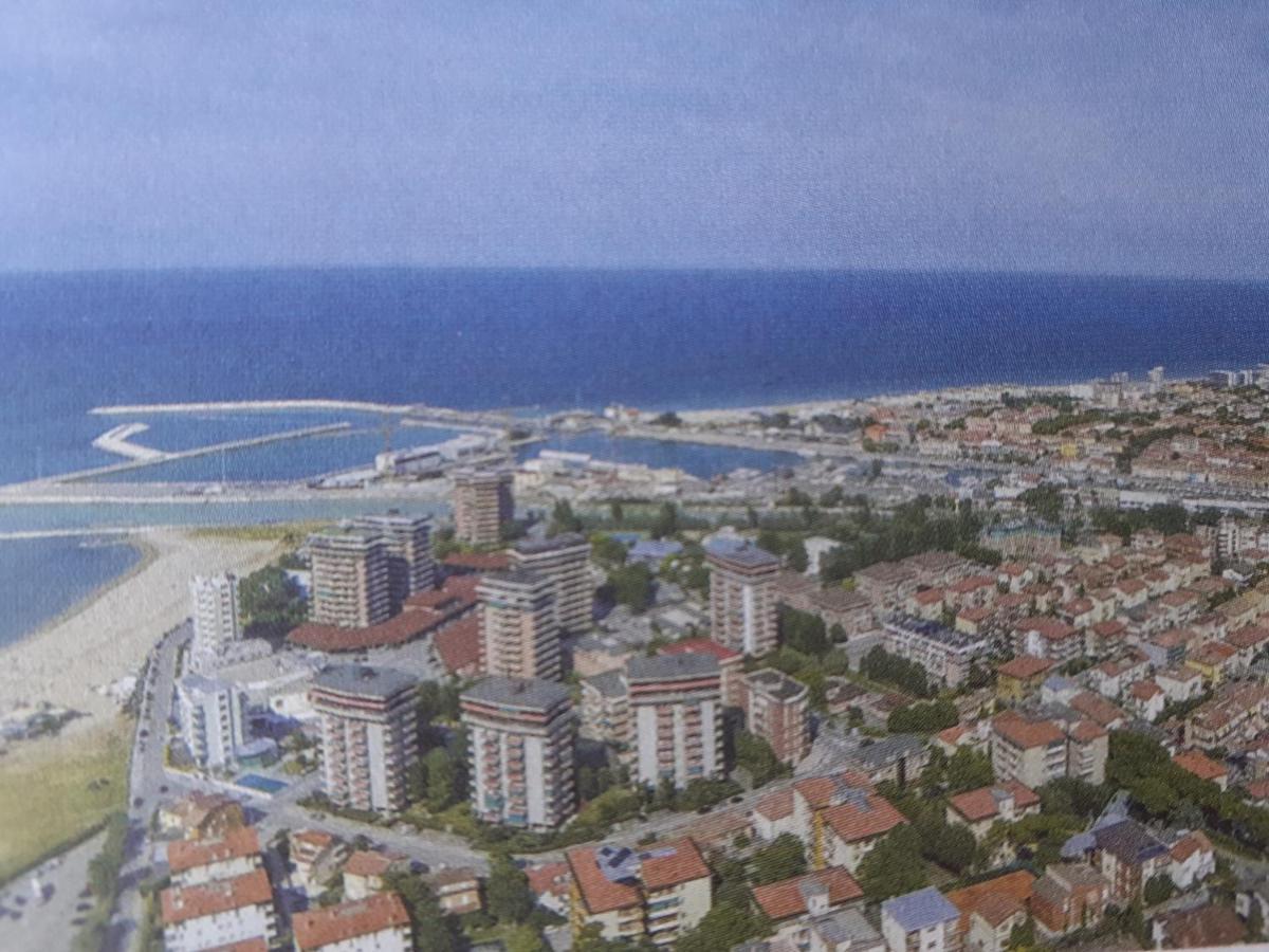 Il Vicolo 48 Bed and Breakfast Pesaro Buitenkant foto