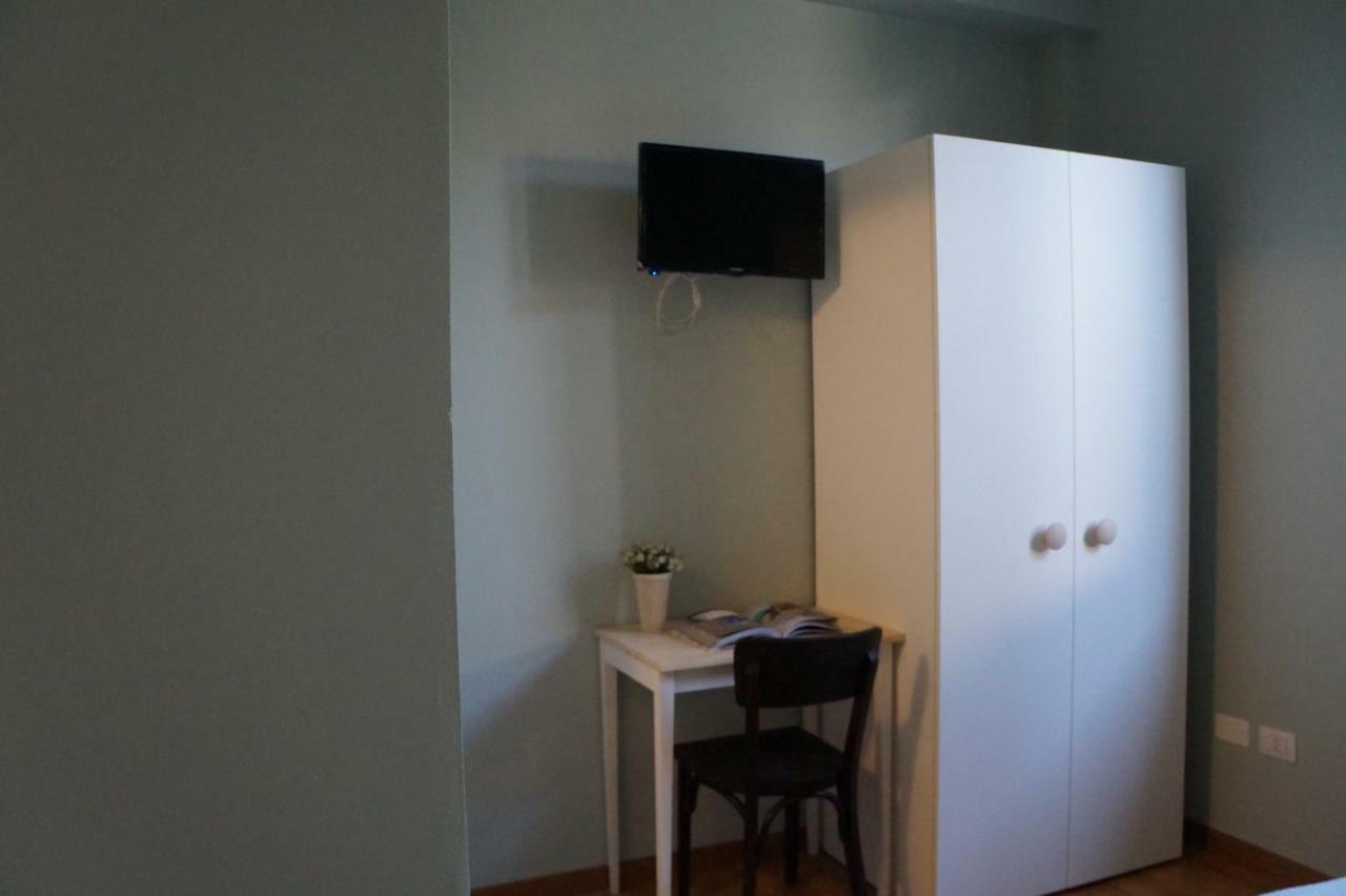 Il Vicolo 48 Bed and Breakfast Pesaro Buitenkant foto