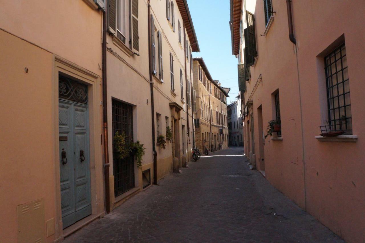 Il Vicolo 48 Bed and Breakfast Pesaro Buitenkant foto