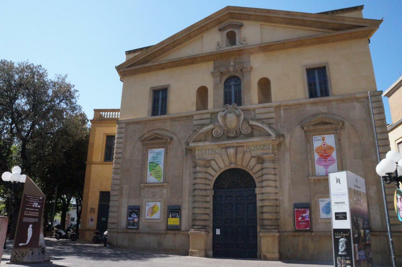 Il Vicolo 48 Bed and Breakfast Pesaro Buitenkant foto