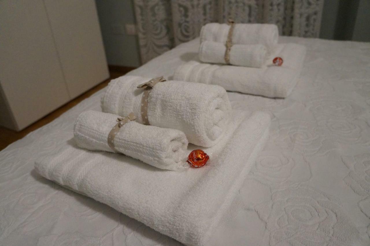 Il Vicolo 48 Bed and Breakfast Pesaro Buitenkant foto