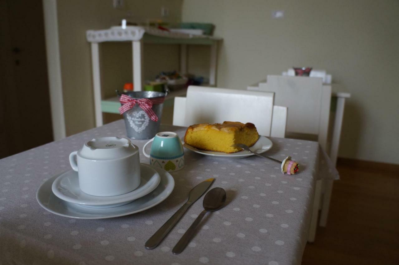 Il Vicolo 48 Bed and Breakfast Pesaro Buitenkant foto