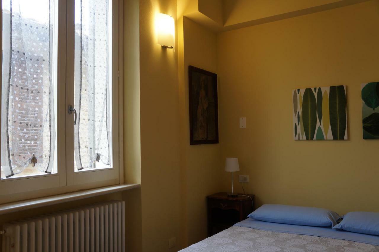 Il Vicolo 48 Bed and Breakfast Pesaro Buitenkant foto